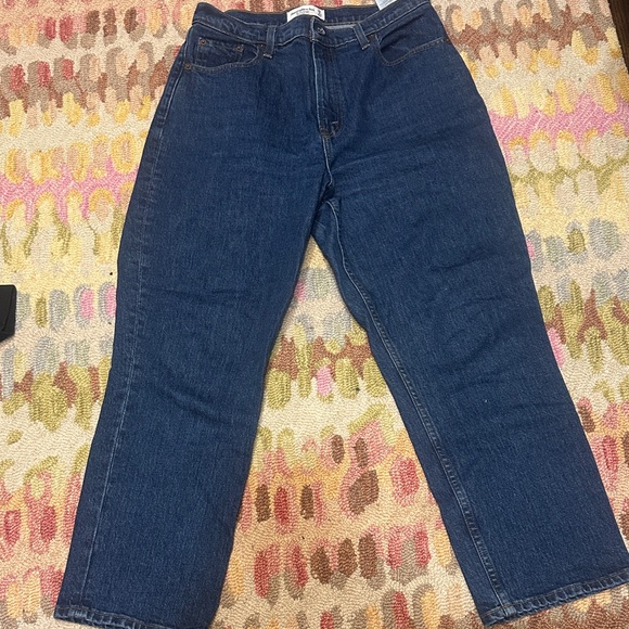 Curve Love Ultra High Rise 90s Straight Jean - Picture 4 of 6